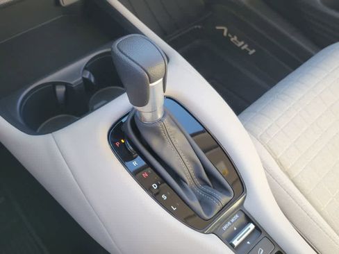 Used 2024 Honda HR-V LX image 20