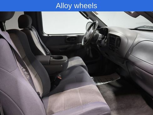 Used 2004 Ford F150 XLT image 8