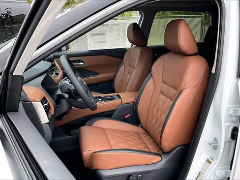 New 2026 Nissan Rogue Platinum w/ Platinum Premium Package image 15