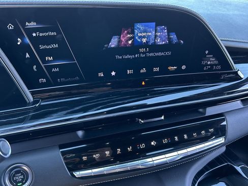 Used 2023 Cadillac Escalade Sport image 13