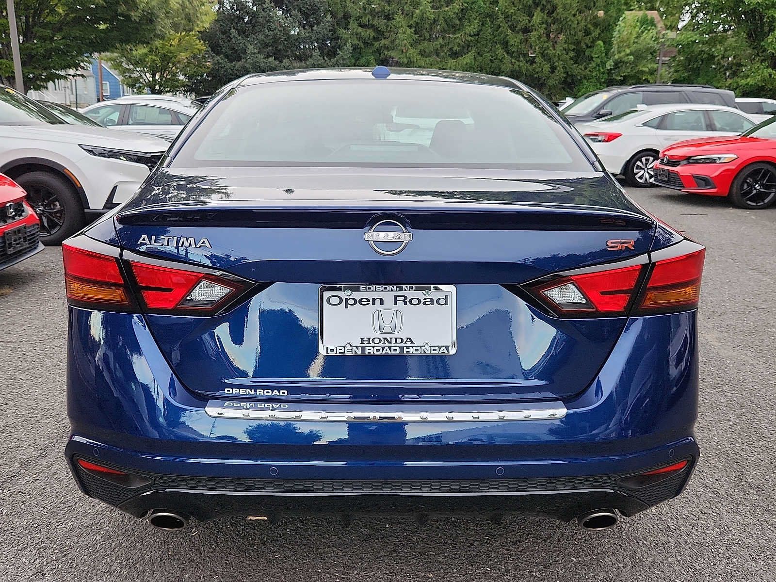 Used 2023 Nissan Altima 2.5 SR FWD image 5