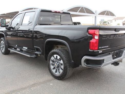 Used 2024 Chevrolet Silverado 2500 LT w/ All Star Edition AWD/4WD image 8