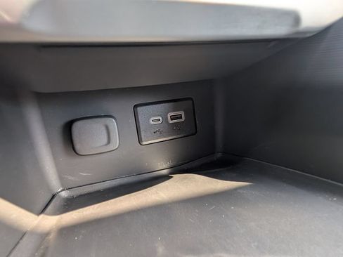 Used 2023 GMC Acadia SLE w/ Driver Convenience Package AWD/4WD image 10