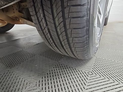 Used 2023 Honda Pilot EX-L image 51