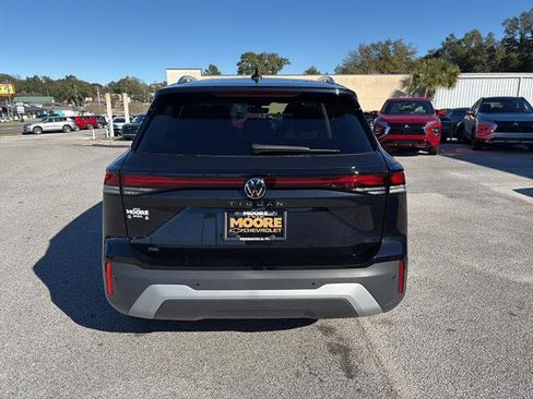 New 2026 Volkswagen Tiguan SE image 5