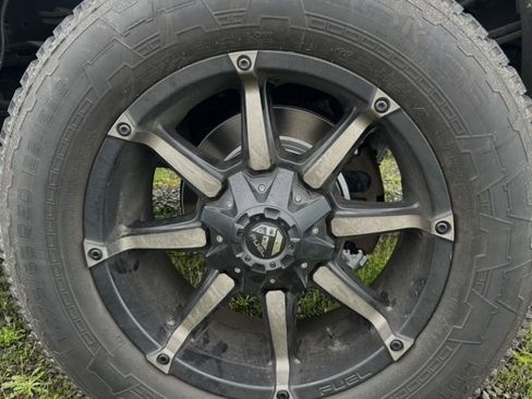 Used 2016 Ford F350 Platinum w/ Platinum Package image 14