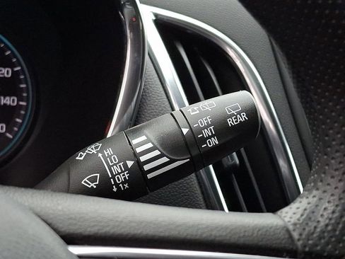 Used 2023 Chevrolet Equinox LT w/ LPO, Floor Liner Package image 25