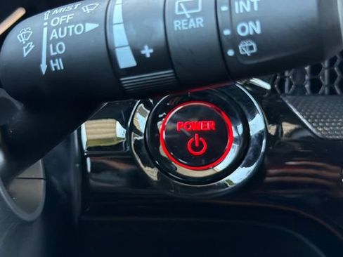Used 2025 Honda CR-V Sport Touring image 28