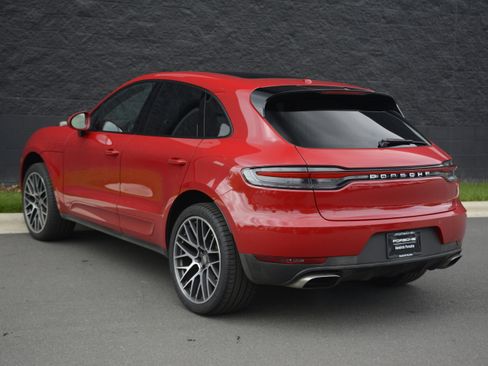 Used 2020 Porsche Macan AWD/4WD image 3