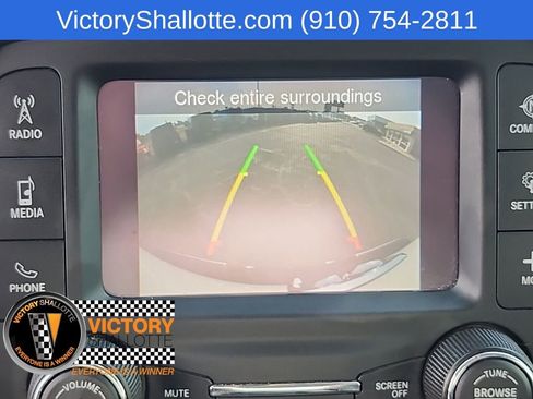 Certified 2022 RAM 1500 Classic SLT RWD image 6
