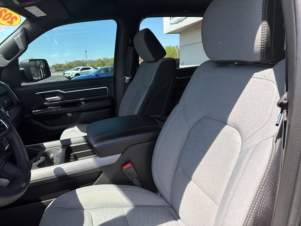 Used 2025 RAM 1500 Big Horn AWD/4WD image 11