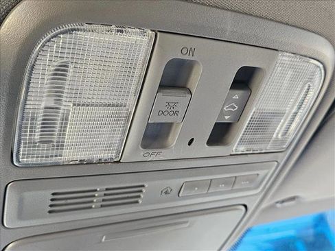 Used 2011 Honda Pilot EX-L image 10