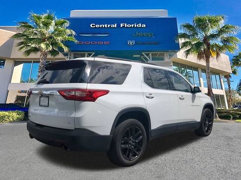 Used 2021 Chevrolet Traverse LT FWD image 5