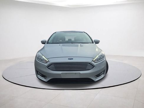 Certified 2018 Ford Focus Titanium image 2