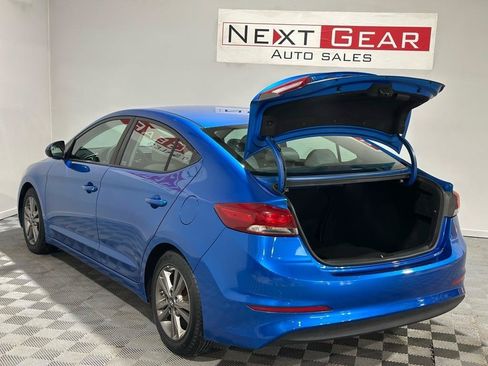 Used 2017 Hyundai Elantra SE FWD image 32