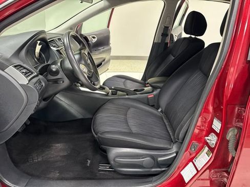 Used 2016 Nissan Sentra SV FWD image 11