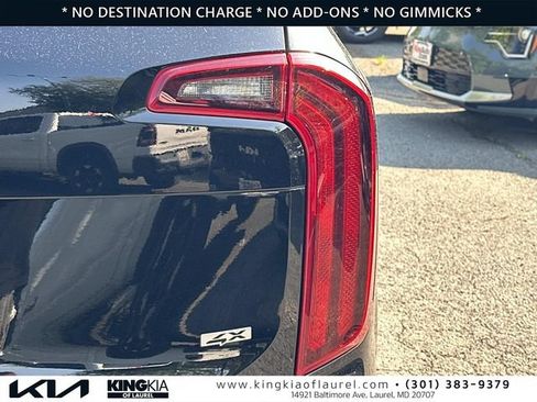 Used 2023 Kia Telluride S AWD/4WD image 29