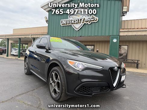 Used 2018 Alfa Romeo Stelvio Ti Sport AWD/4WD image 1