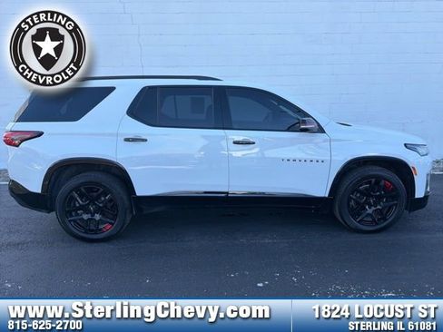 Used 2022 Chevrolet Traverse Premier w/ Redline Edition image 6