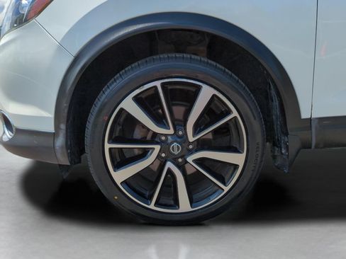 Used 2019 Nissan Rogue Sport SL w/ Premium Package AWD/4WD image 28