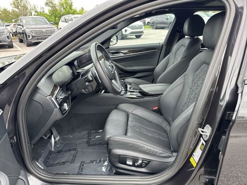 Used 2023 BMW 540i w/ M Sport Package RWD image 23
