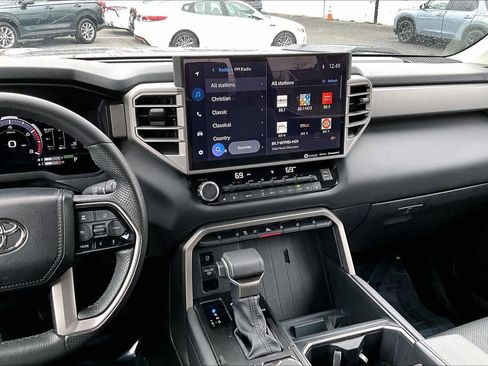 Used 2024 Toyota Tundra Limited image 6