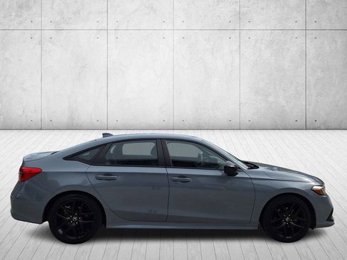 Used 2022 Honda Civic Sport image 6