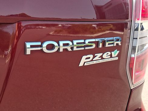 Used 2015 Subaru Forester 2.5i Premium w/ Popular Package #1 AWD/4WD image 29
