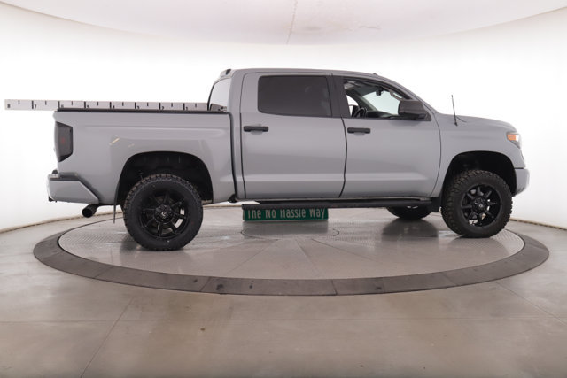 Used 2019 Toyota Tundra SR5 w/ Convenience Package AWD/4WD image 7