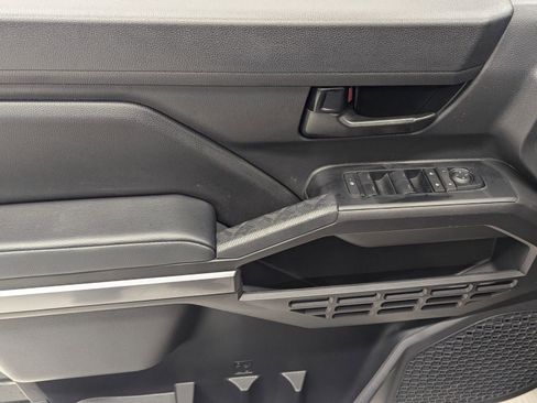 New 2026 Toyota Tacoma SR5 image 10