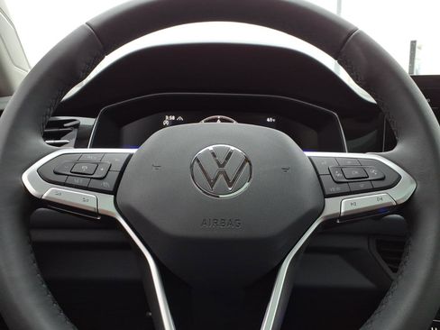 New 2026 Volkswagen Jetta SE image 22