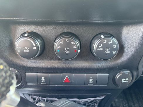 Used 2013 Jeep Wrangler Rubicon w/ Dual Top Group AWD/4WD image 24