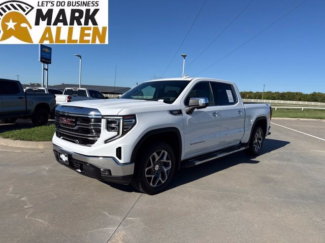 Used 2023 GMC Sierra 1500 SLT w/ SLT Premium Package AWD/4WD image 2