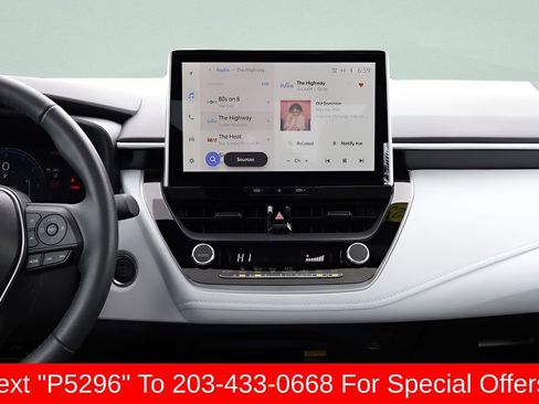 Certified 2025 Toyota Corolla SE w/ SE Premium Package FWD image 33