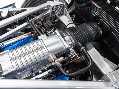 Used 2005 Ford GT image 60