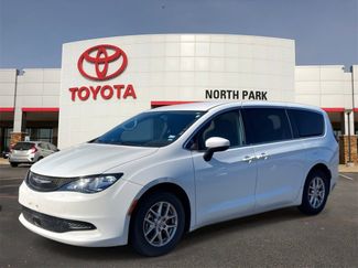 Used 2022 Chrysler Voyager LX video 1