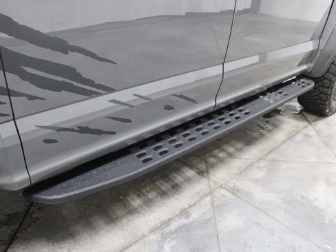 Used 2018 Ford F150 Raptor w/ Equipment Group 802A Luxury image 12