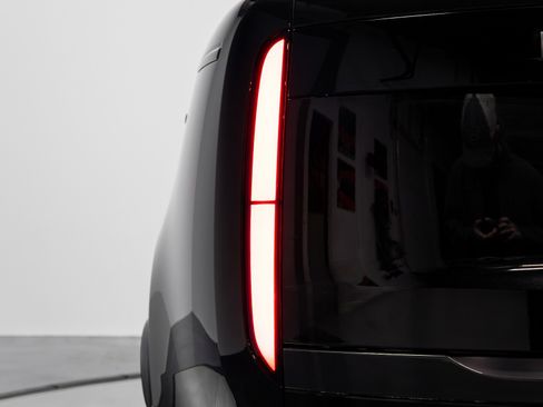 Used 2023 Land Rover Range Rover Long Wheelbase SE image 51