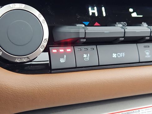 New 2026 Toyota Tundra 1794 Edition AWD/4WD image 14