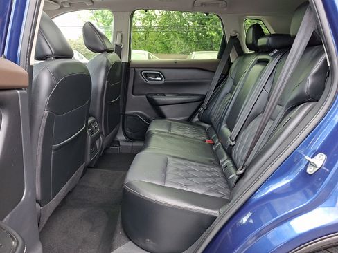 Used 2023 Nissan Rogue Platinum AWD/4WD image 10