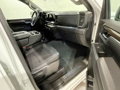 Used 2026 Chevrolet Silverado 1500 RST AWD/4WD image 25