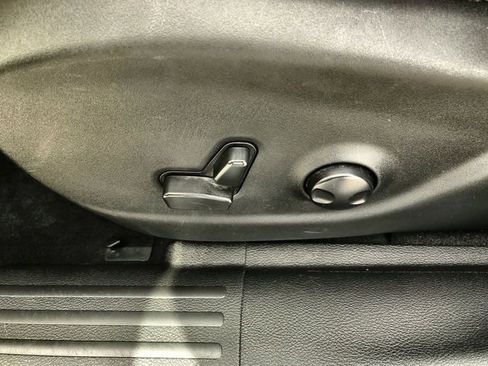 Used 2022 Jeep Cherokee Trailhawk w/ Premium Leather Package image 12