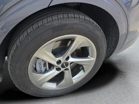 New 2026 Genesis GV70 2.5T Advanced image 16