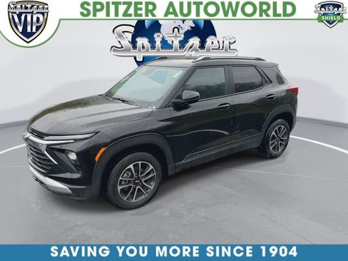 Used 2025 Chevrolet TrailBlazer LT w/ Driver Confidence Package AWD/4WD image 5