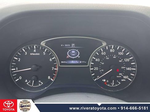Used 2017 Nissan Pathfinder Platinum w/ Midnight Edition Package AWD/4WD image 27