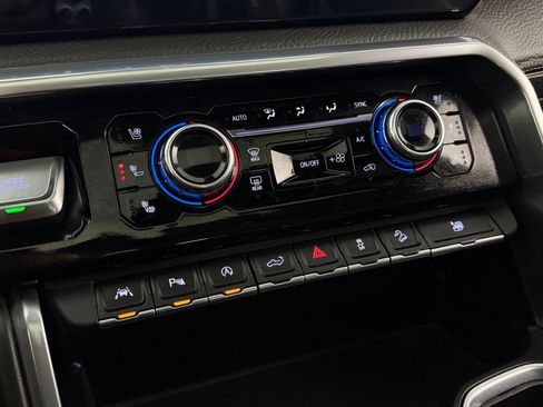 Used 2023 GMC Sierra 1500 Denali w/ Denali Reserve Package image 20