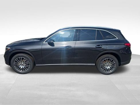 New 2026 Mercedes-Benz GLC 300 4MATIC image 2