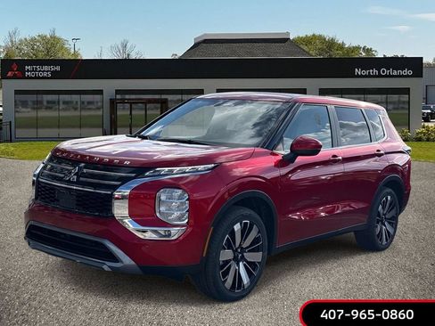 New 2026 Mitsubishi Outlander SE FWD image 1