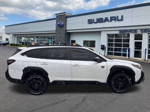 Certified 2022 Subaru Outback Wilderness image 8