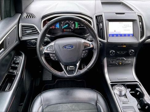 Used 2020 Ford Edge ST-Line image 5